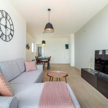 Apartment Brand New With Ocean & Volcano Views