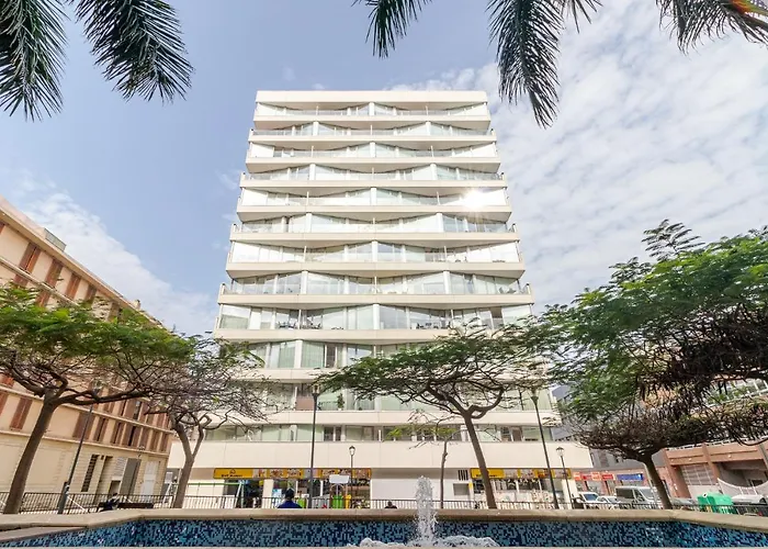 Brand New With Ocean & Volcano Views *