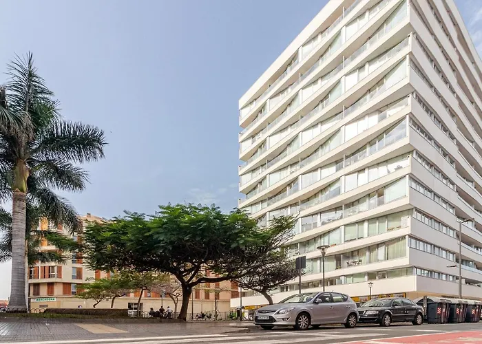 Brand New With Ocean & Volcano Views