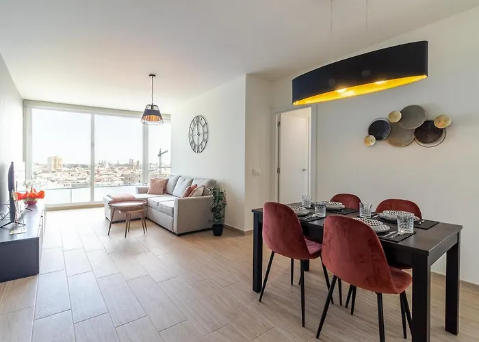 Brand New With Ocean & Volcano Views