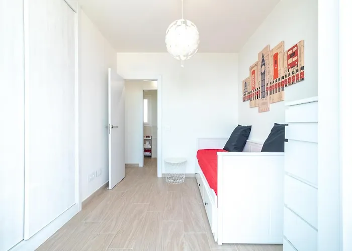 Brand New With Ocean & Volcano Views Lejlighed